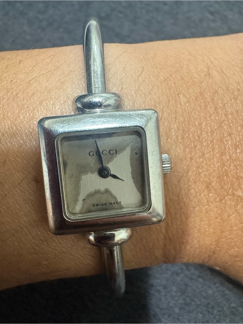 💯 Auth Gucci watch - Picture 2 of 5